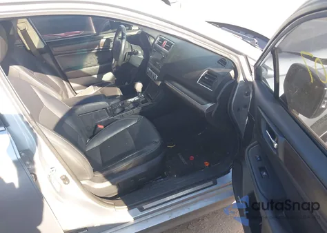 2015 Subaru Legacy 2.5I Limited z USA, uszkodzony, nr VIN 4S3BNBL65F3041642